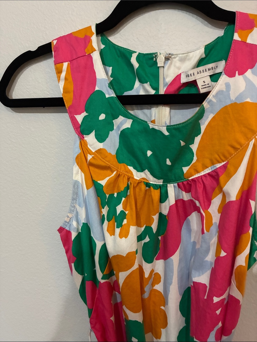 Free Assembly Bright Floral Sleeveless Tie-Waist Dress - Multi - Picture 6 of 8